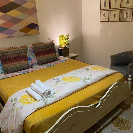 Bed and Breakfast Flavia 21 Elice Екстер'єр фото